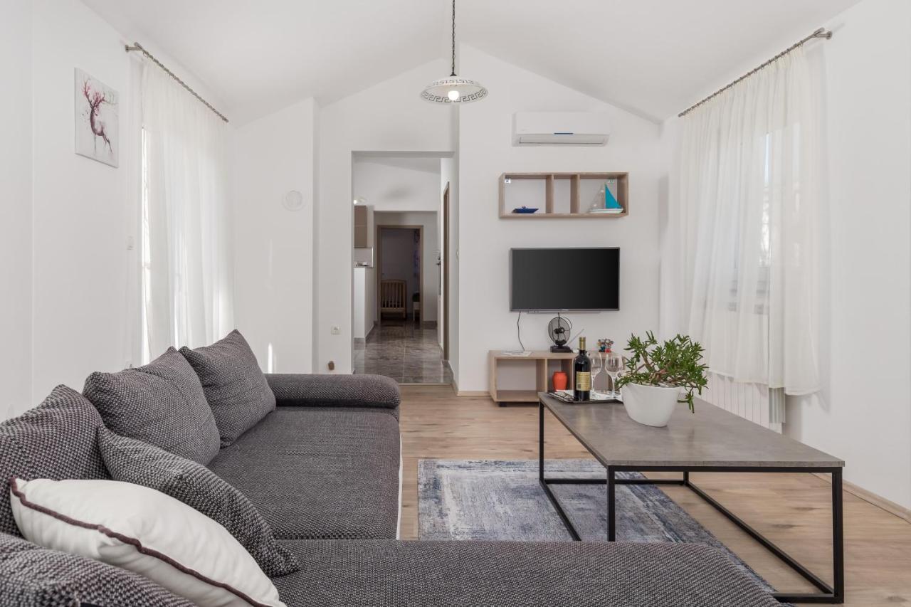 Apartment Dani-E.L. Kastav Eksteriør billede