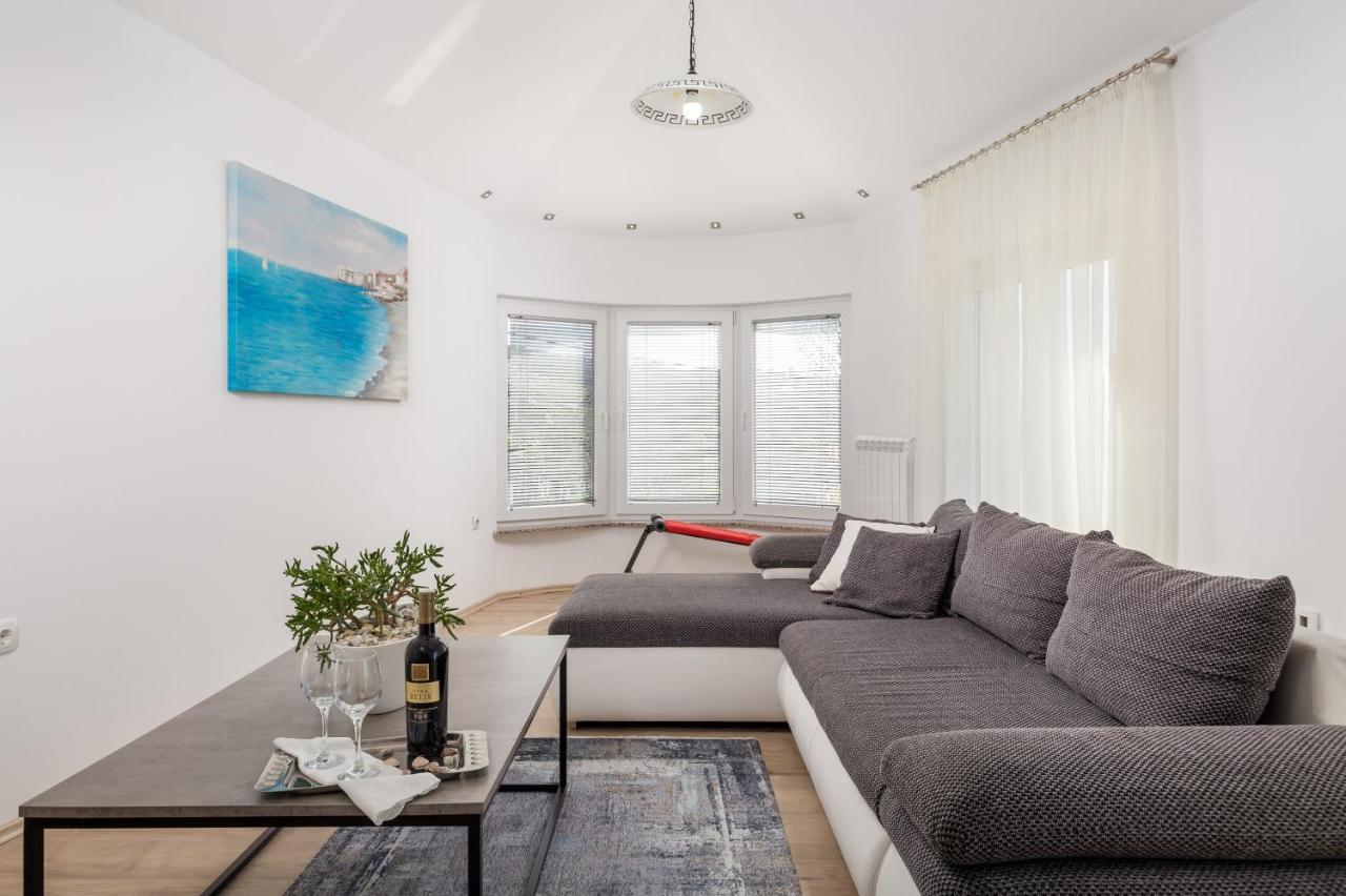 Apartment Dani-E.L. Kastav Eksteriør billede